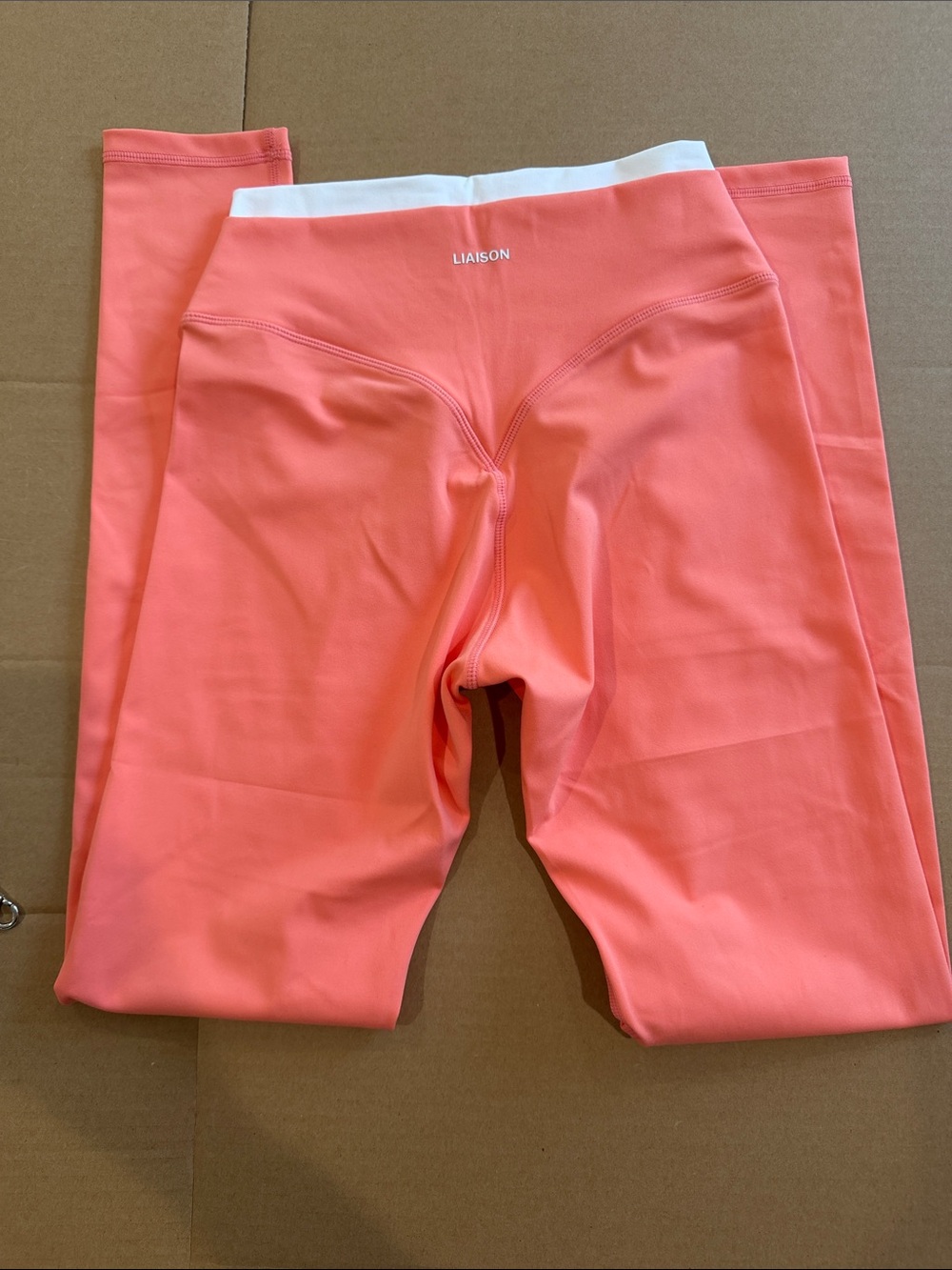 Liaison layered sculpt pant guava & white